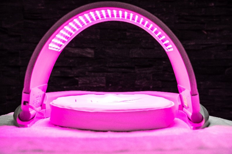 dermalux-flexmd-led-phototherapy-pink